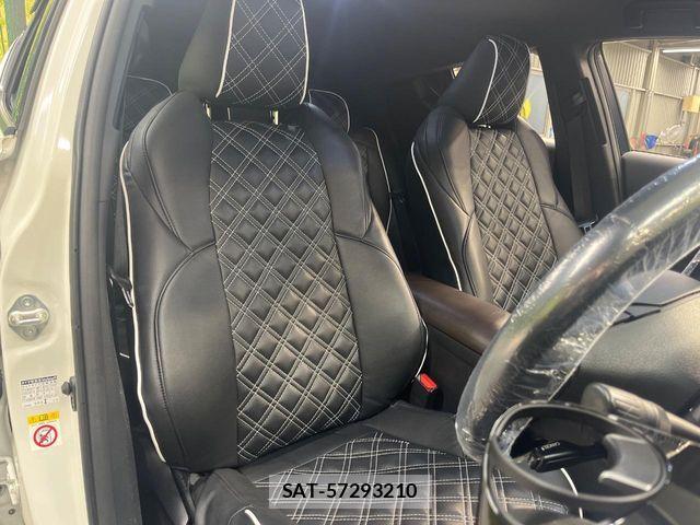 Toyota C-HR 2018-08 7020189-7