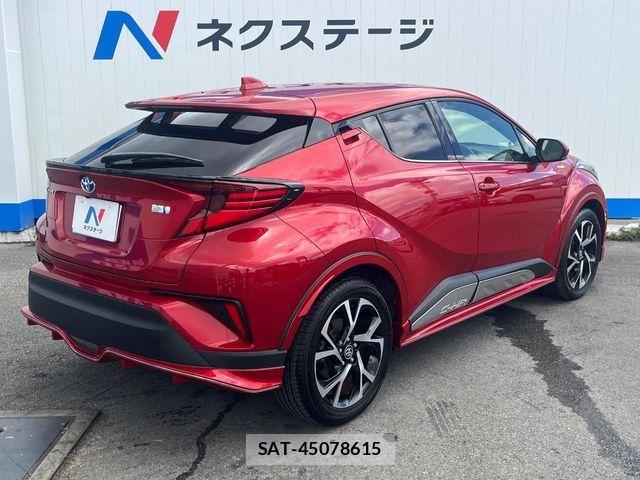 Toyota C-HR 2019-11 7020185-16