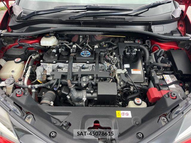 Toyota C-HR 2019-11 7020185-17