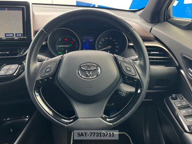 Toyota C-HR 2018-03 7020184-11