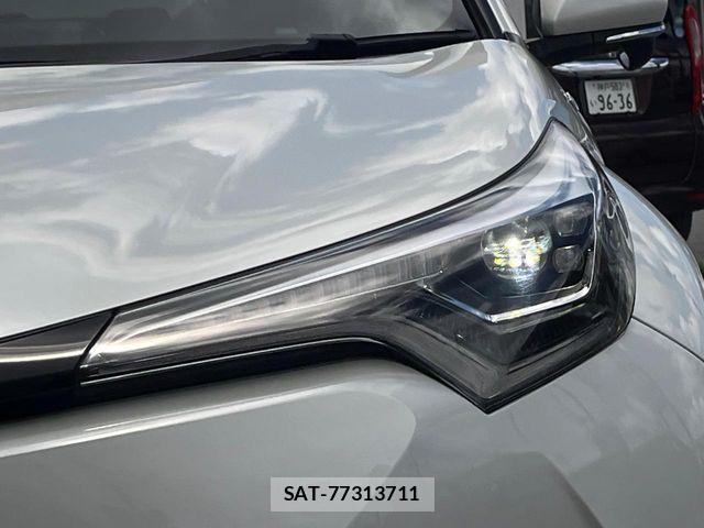 Toyota C-HR 2018-03 7020184-12