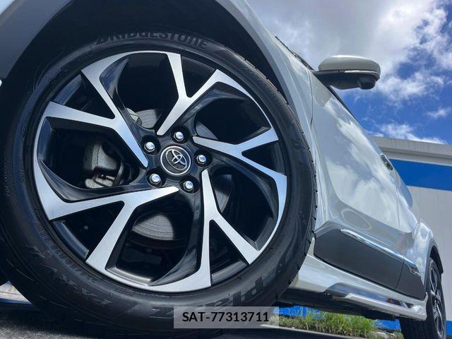 Toyota C-HR 2018-03 7020184-13