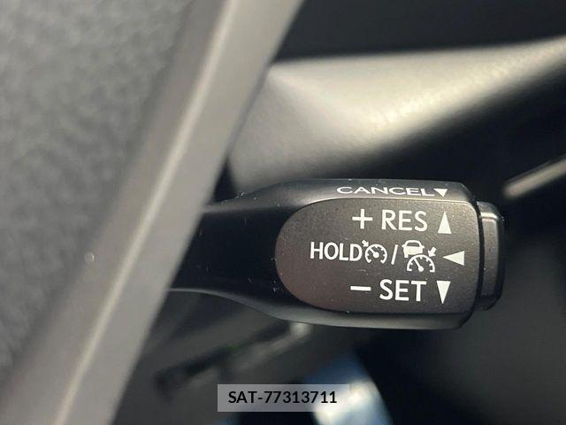 Toyota C-HR 2018-03 7020184-5