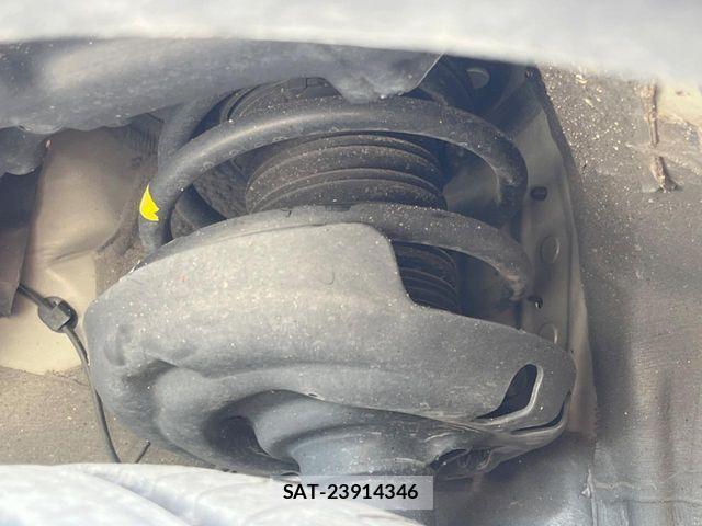 Toyota C-HR 2023-01 7057871-19