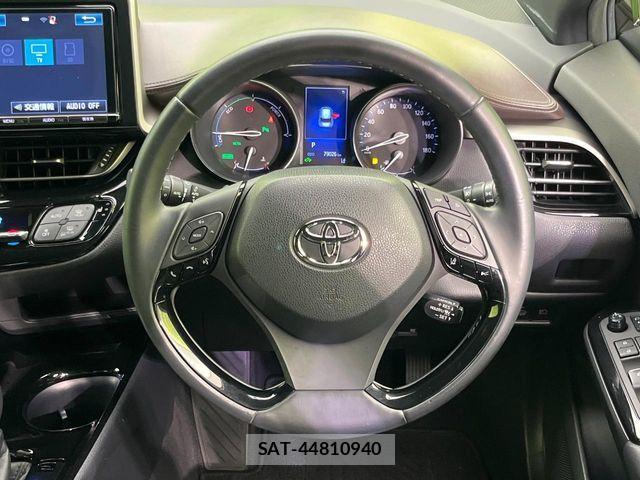 Toyota C-HR 2017-04 7057891-10