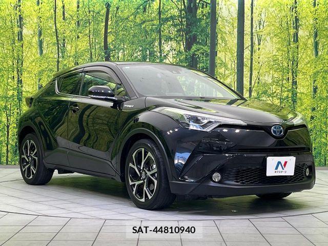Toyota C-HR 2017-04 7057891-15
