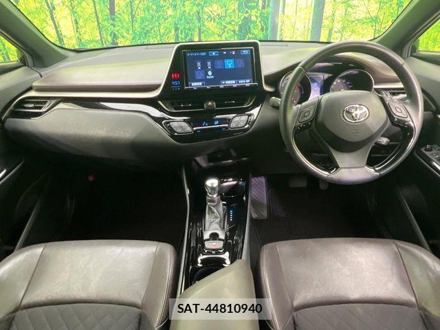 Toyota C-HR 2017-04 7057891-1