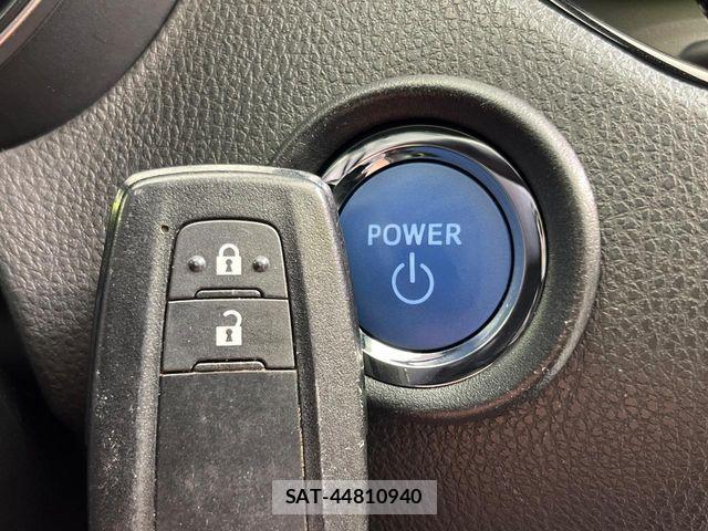 Toyota C-HR 2017-04 7057891-5