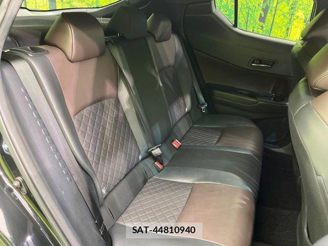 Toyota C-HR 2017-04 7057891-8