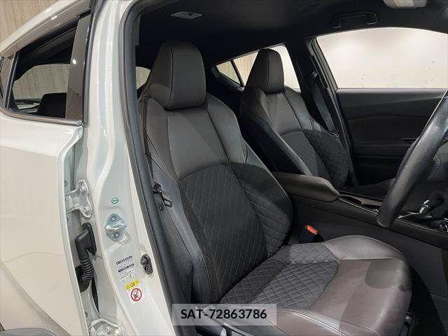 Toyota C-HR 2017-05 7057890-10