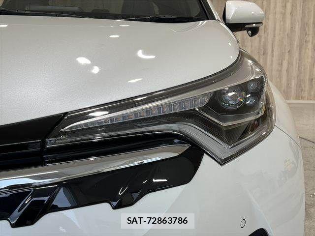 Toyota C-HR 2017-05 7057890-27