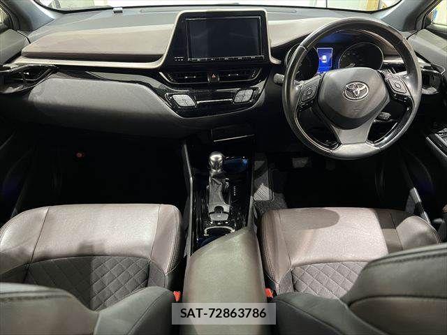 Toyota C-HR 2017-05 7057890-2