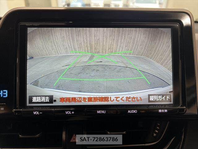 Toyota C-HR 2017-05 7057890-5