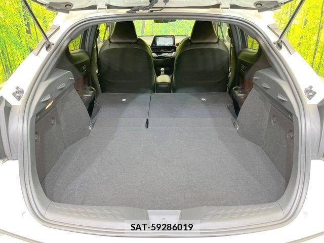 Toyota C-HR 2017-05 7057874-10