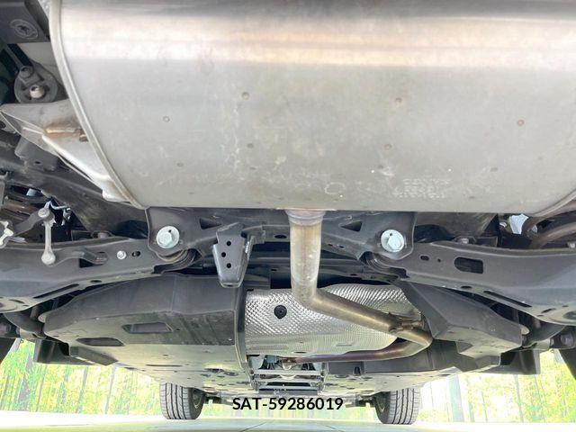 Toyota C-HR 2017-05 7057874-18