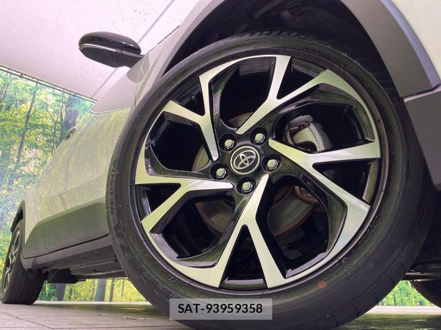 Toyota C-HR 2017-12 7057885-12