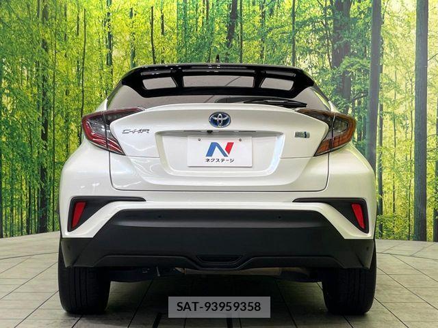 Toyota C-HR 2017-12 7057885-14
