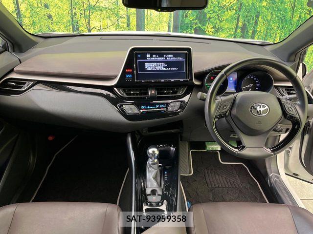 Toyota C-HR 2017-12 7057885-1