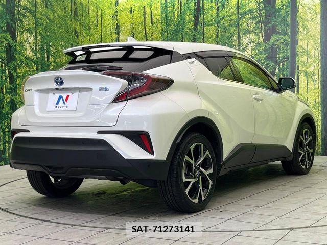Toyota C-HR 2017-06 7057872-16