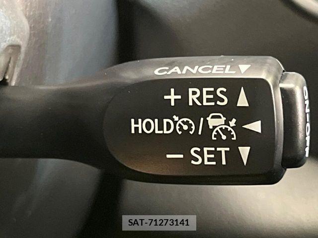 Toyota C-HR 2017-06 7057872-4