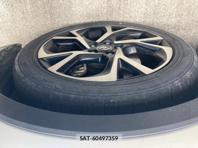 Toyota C-HR 2017-04 7057897-3