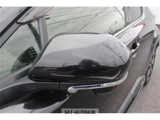 Toyota C-HR 2017-05 7057882-21
