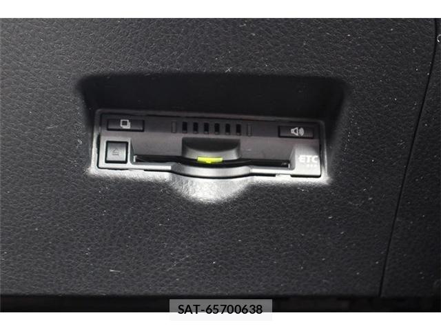 Toyota C-HR 2017-05 7057882-2