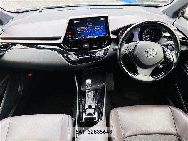 Toyota C-HR 2017-06 7057894-2