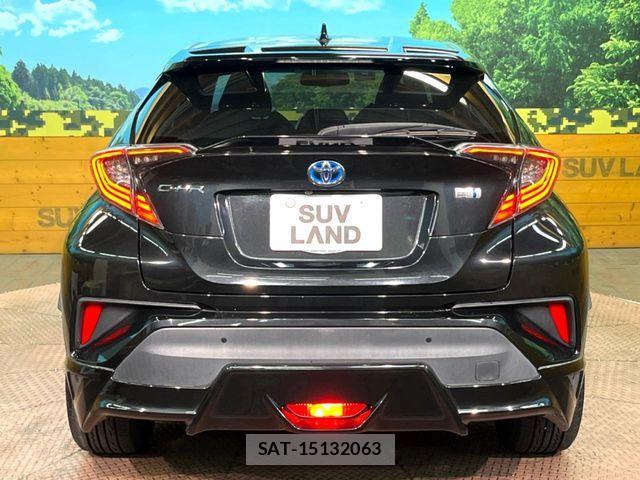 Toyota C-HR 2018-03 7057876-14