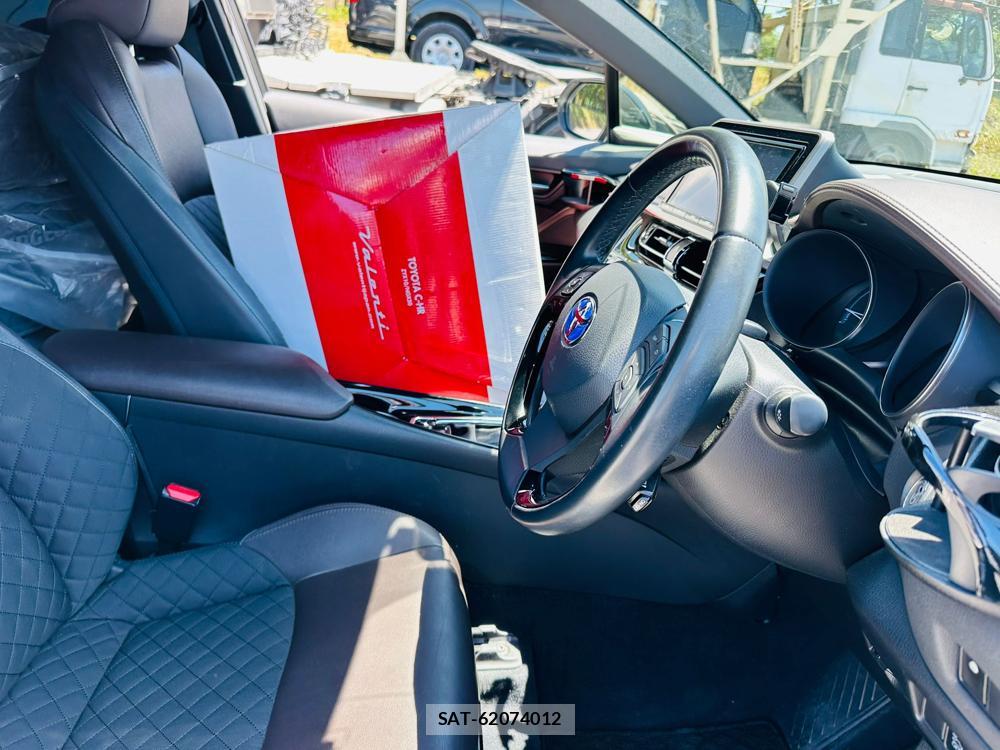 Toyota C-HR 2017 7175244-11