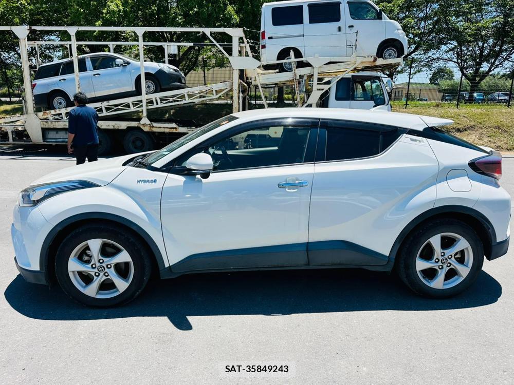 Toyota C-HR 2018 7013723-1
