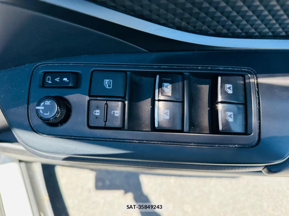 Toyota C-HR 2018 7013723-20