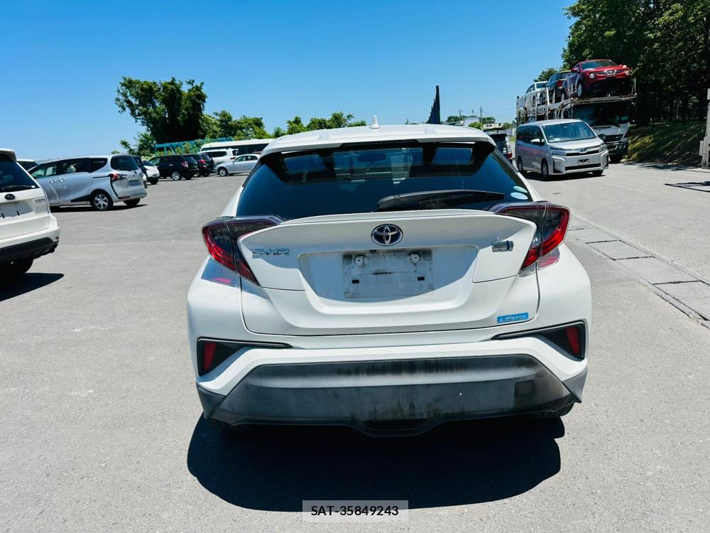 Toyota C-HR 2018 7013723-3