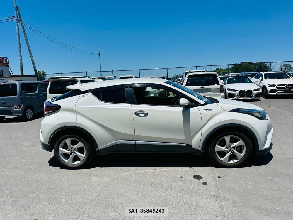 Toyota C-HR 2018 7013723-5