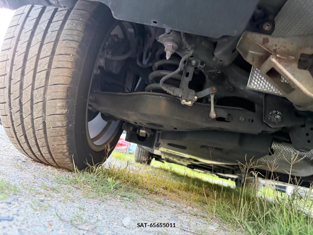 Toyota C-HR 2017 6665200-23