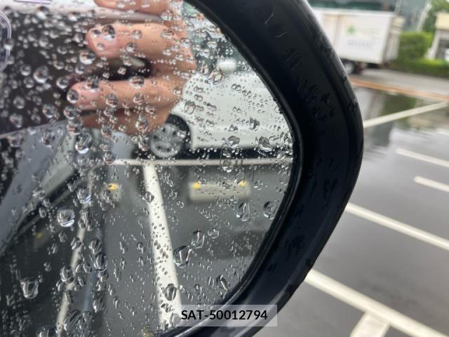 Toyota C-HR 2019-10 7216052-28