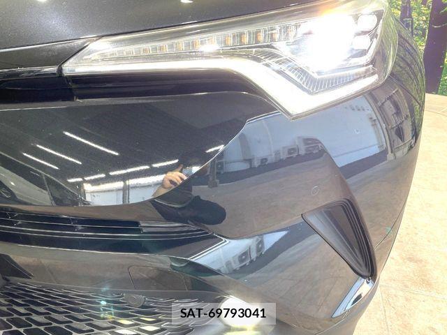 Toyota C-HR 2017-03 7216004-12
