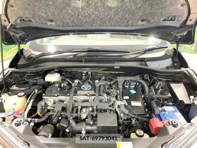 Toyota C-HR 2017-03 7216004-17