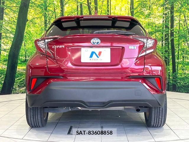 Toyota C-HR 2019-06 7216045-14