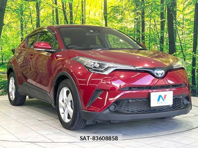 Toyota C-HR 2019-06 7216045-15