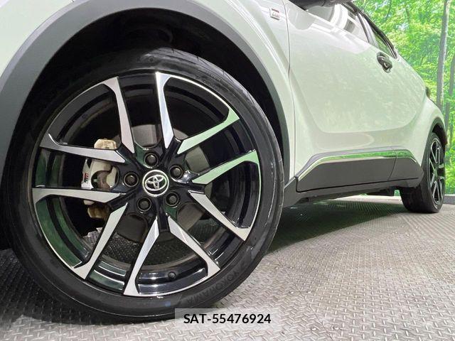 Toyota C-HR 2021-05 7216055-11