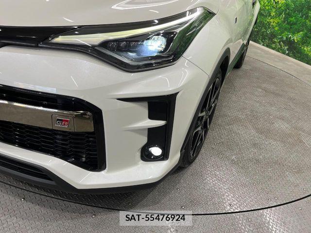 Toyota C-HR 2021-05 7216055-12