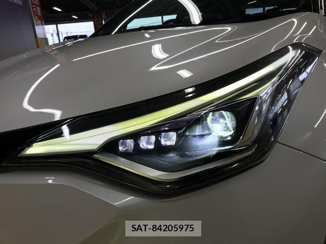 Toyota C-HR 2021-04 7216059-23