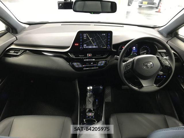 Toyota C-HR 2021-04 7216059-5