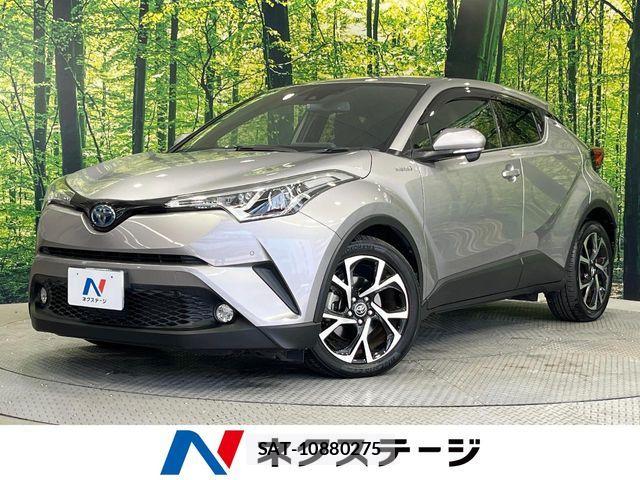 Toyota C-HR 2017-06 7216012-0