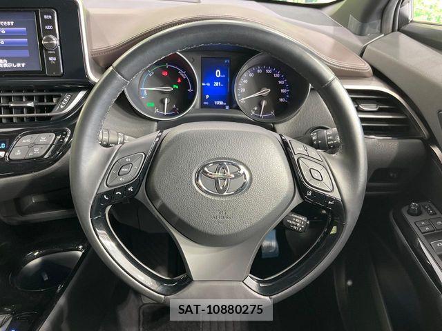 Toyota C-HR 2017-06 7216012-10