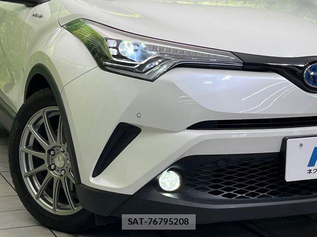 Toyota C-HR 2017-05 7216006-11