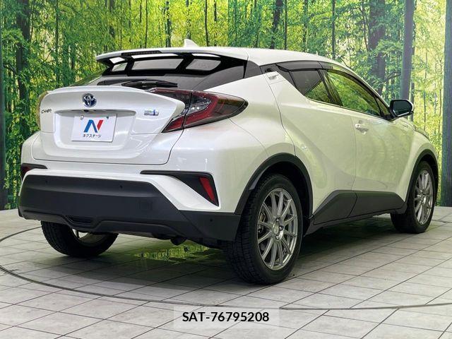 Toyota C-HR 2017-05 7216006-16