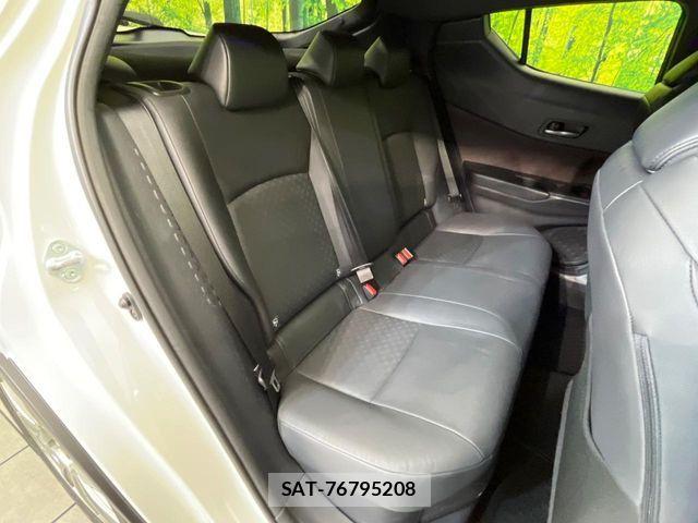 Toyota C-HR 2017-05 7216006-8