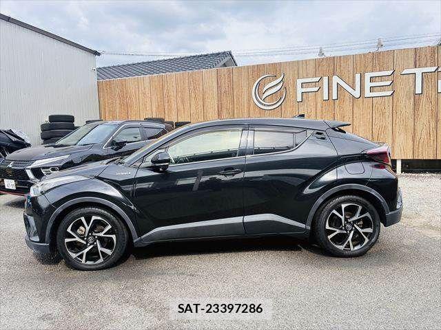 Toyota C-HR 2017-05 7216013-20